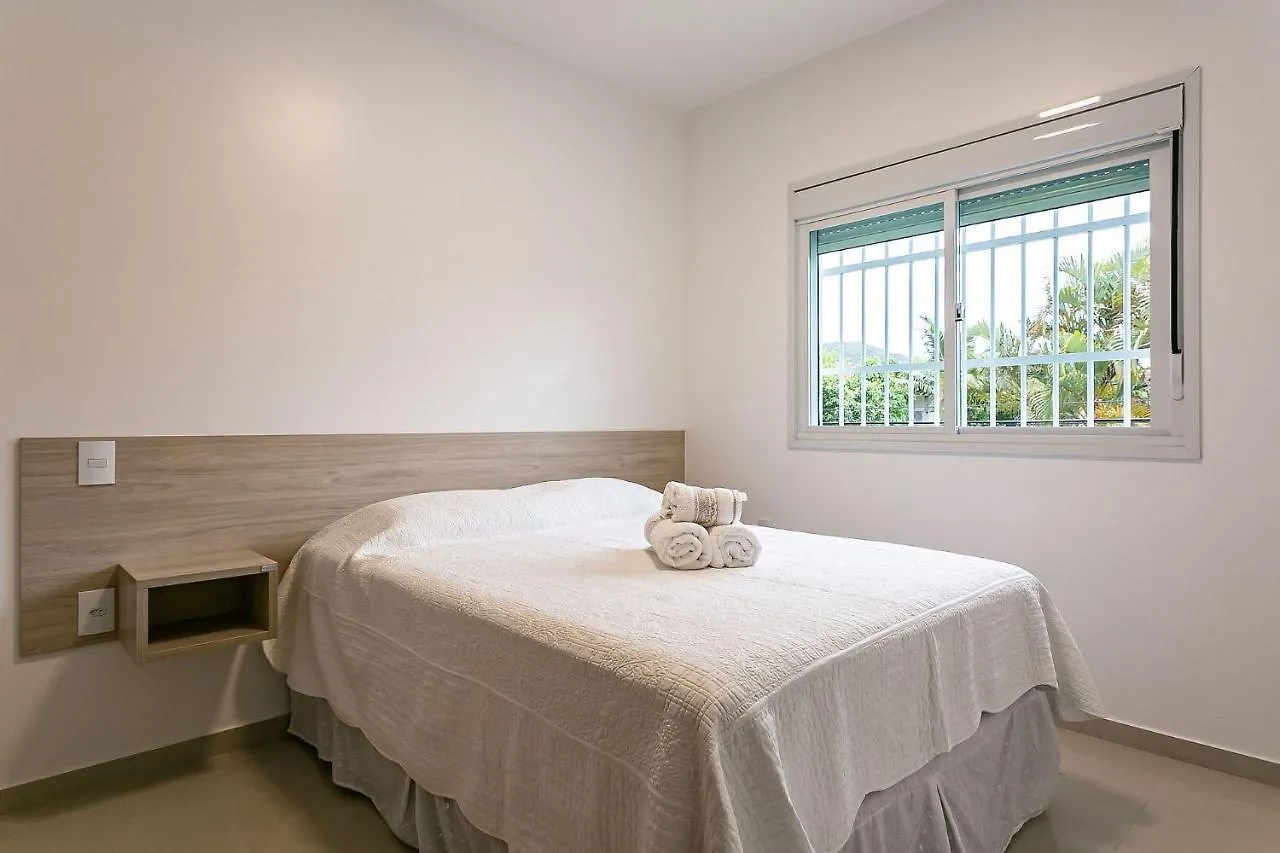 Modernos Apartamentos Para 4 Ou 5 Pessoas Florianópolis